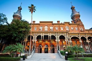 Marine Biology Colleges [2022 Guide] See The 10 Best Programs